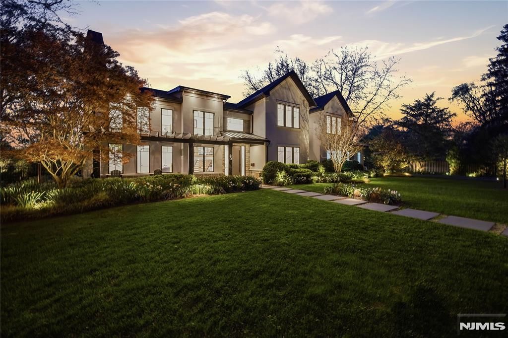 60 Anderson Avenue, Closter, NJ 07624
