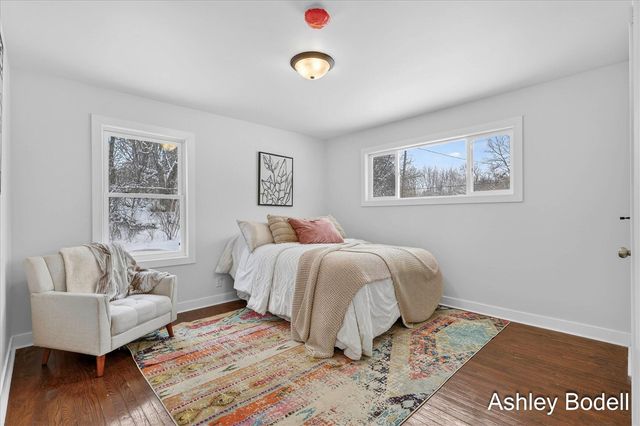 237 7 Mile Road, Comstock Park, MI 49321