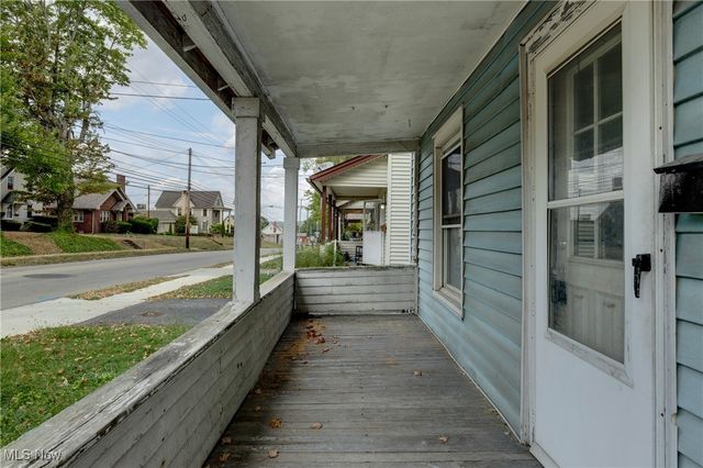 180 Poland Avenue, Struthers, OH 44471