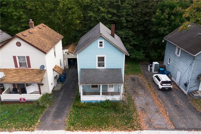 180 Poland Avenue, Struthers, OH 44471