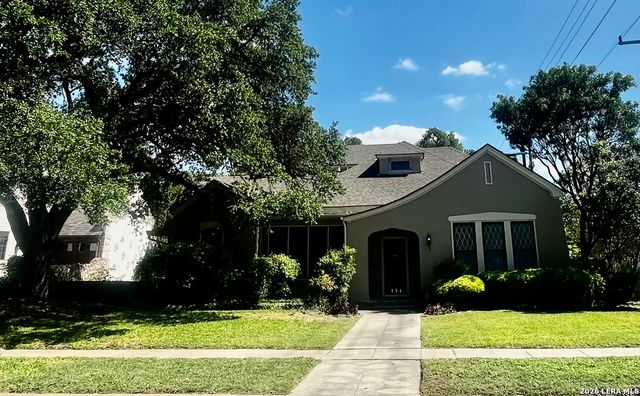 134 W AGARITA AVE, San Antonio, TX 78212