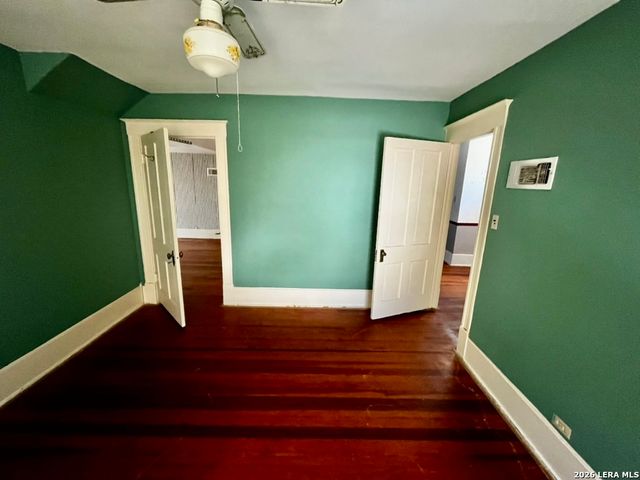 134 W AGARITA AVE, San Antonio, TX 78212