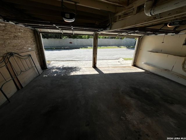 134 W AGARITA AVE, San Antonio, TX 78212