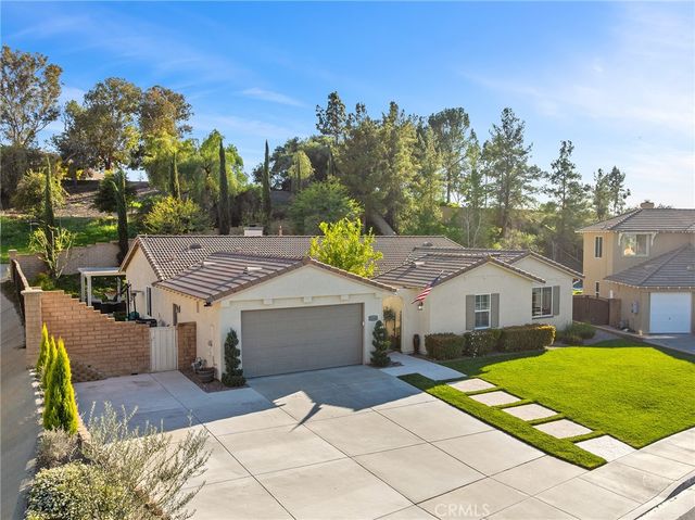 32143 Daisy Drive, Winchester, CA 92596