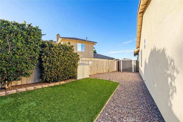 32143 Daisy Drive, Winchester, CA 92596