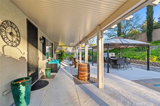 32143 Daisy Drive, Winchester, CA 92596