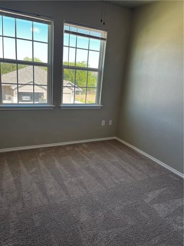 1137 Garland RD, Georgetown, TX 78626