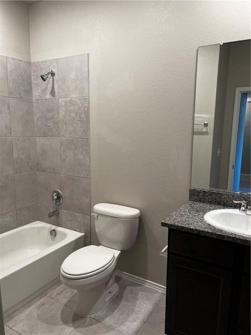 1137 Garland RD, Georgetown, TX 78626