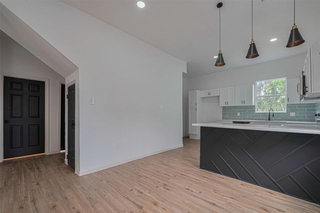 1014 13th Street, Galveston, TX 77550