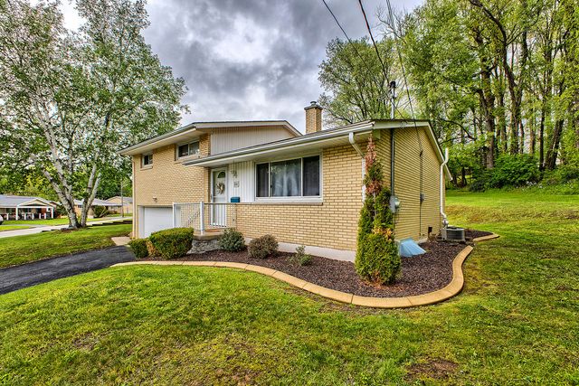 56 Meadowbrook Avenue, City Of Greensburg, PA 15601
