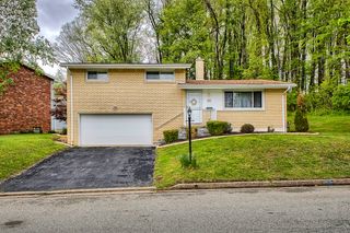 56 Meadowbrook Avenue, City Of Greensburg, PA 15601