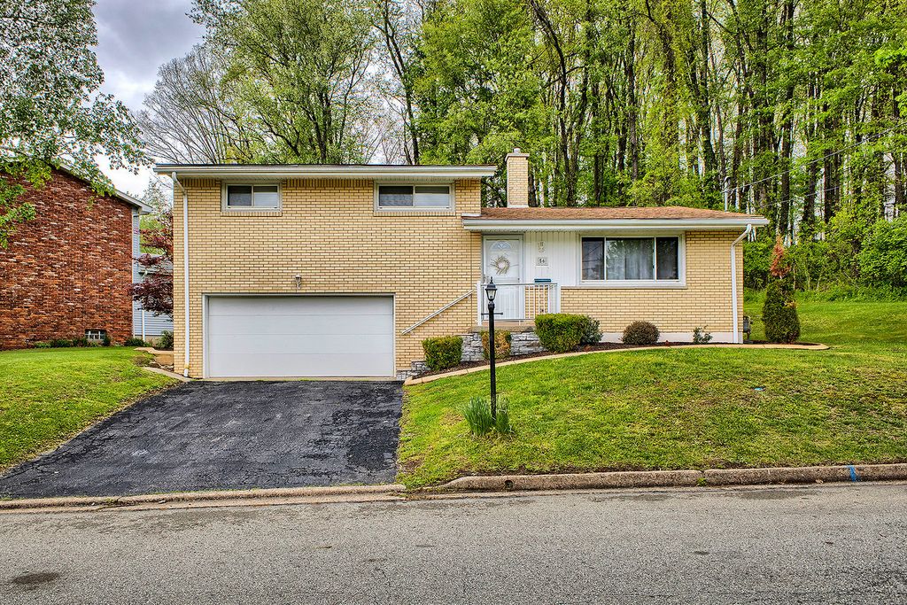 56 Meadowbrook Avenue, City Of Greensburg, PA 15601