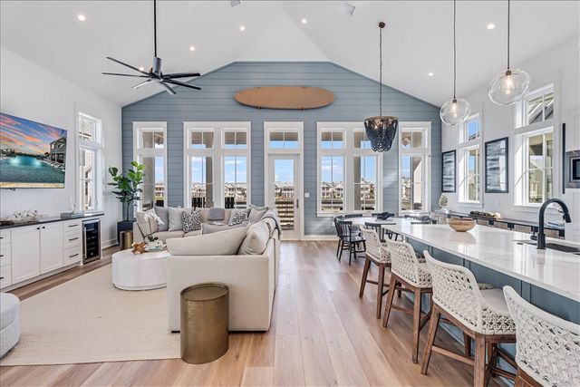 213 Starfish Lane, Port Aransas, TX 78373