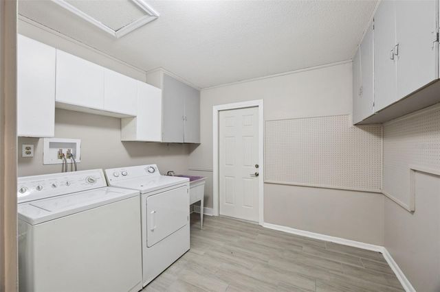 2504 LAUDERDALE COURT, Orlando, FL 32805