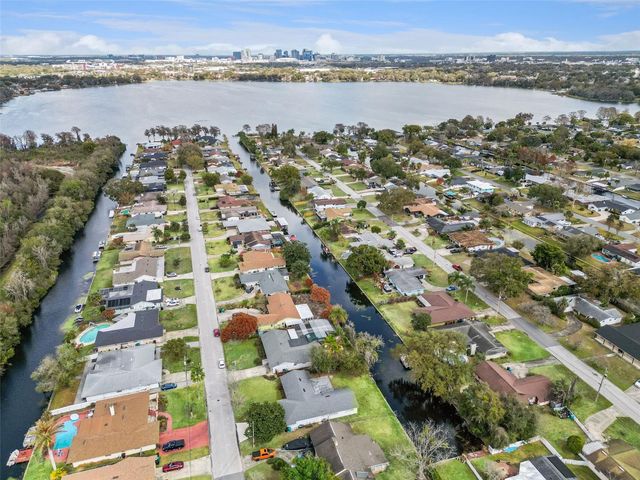 2504 LAUDERDALE COURT, Orlando, FL 32805