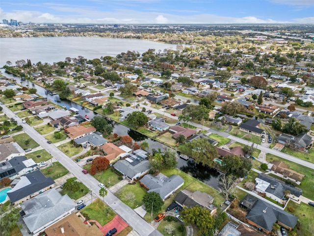 2504 LAUDERDALE COURT, Orlando, FL 32805