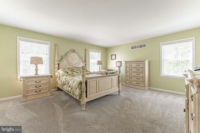 209 W FORESTVIEW AVE, Brookhaven, PA 19015
