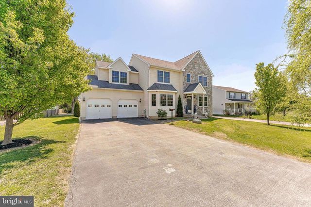 209 W FORESTVIEW AVE, Brookhaven, PA 19015