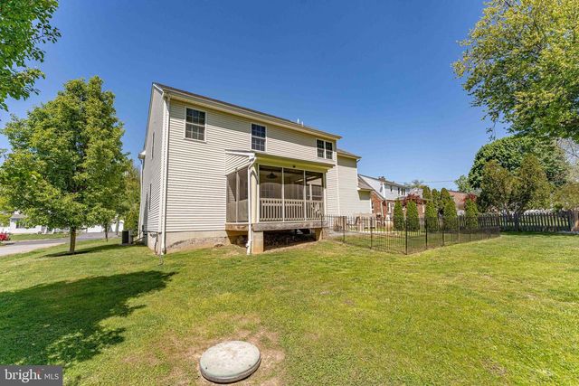 209 W FORESTVIEW AVE, Brookhaven, PA 19015