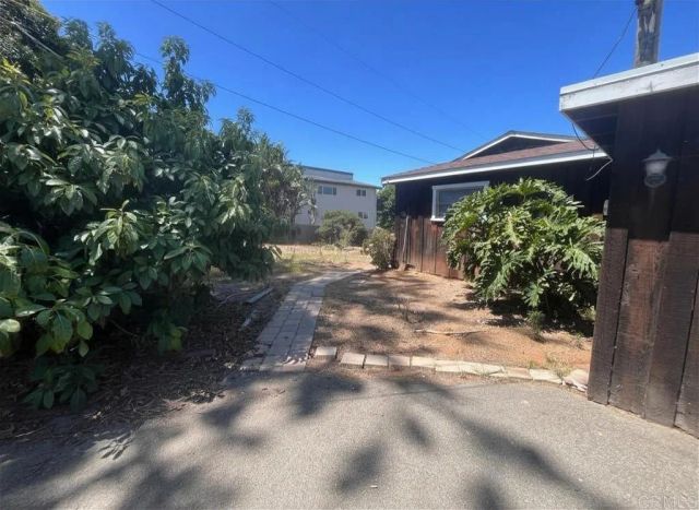 1501 Laurel Road, Oceanside, CA 92054