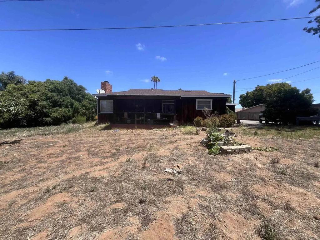 1501 Laurel Road, Oceanside, CA 92054