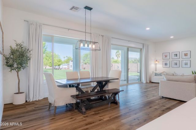 2090 E MELROSE Street, Gilbert, AZ 85297