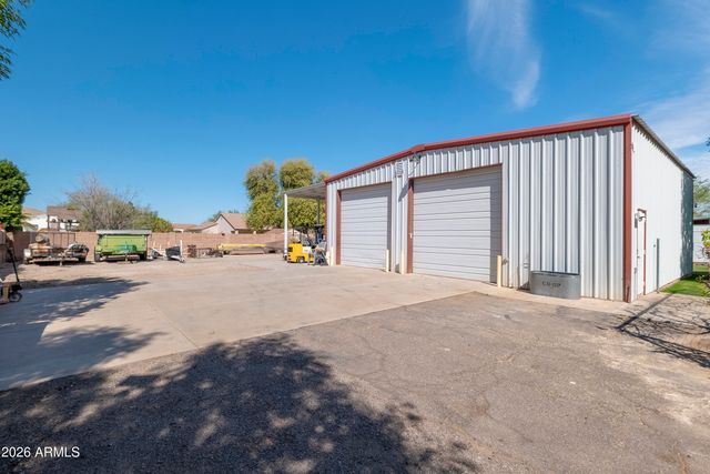 2090 E MELROSE Street, Gilbert, AZ 85297