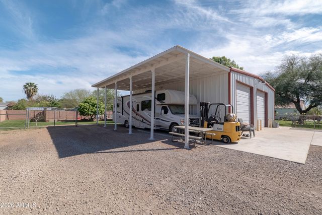 2090 E MELROSE Street, Gilbert, AZ 85297