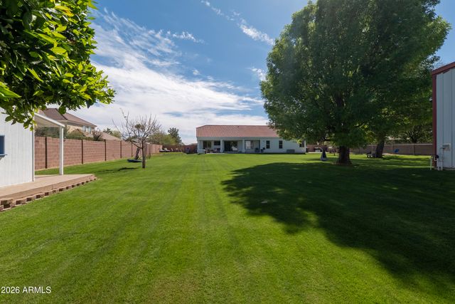 2090 E MELROSE Street, Gilbert, AZ 85297