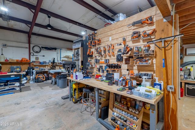 2090 E MELROSE Street, Gilbert, AZ 85297