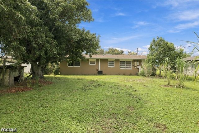 1657 Rudy CT, Fort Myers, FL 33901