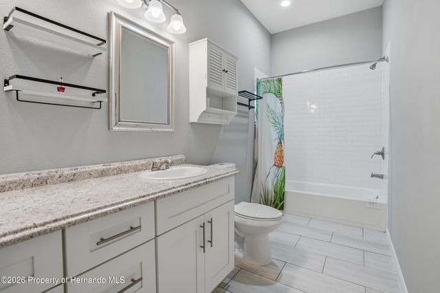 5201 Neff Lake Road, Brooksville, FL 34601