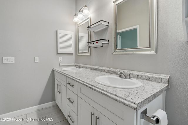 5201 Neff Lake Road, Brooksville, FL 34601