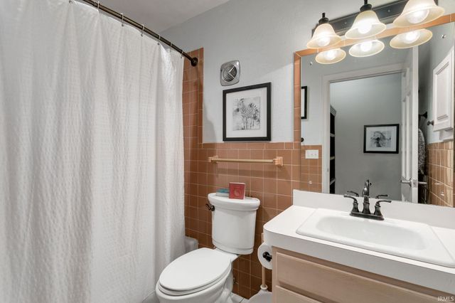 50570 Mohawk Drive, Granger, IN 46530