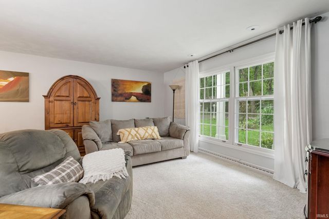 50570 Mohawk Drive, Granger, IN 46530