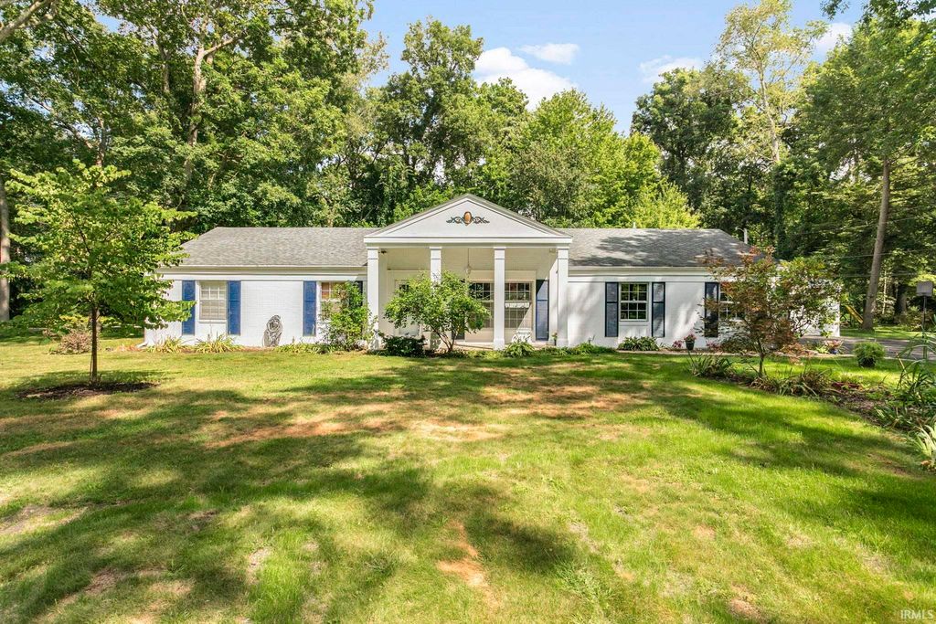 50570 Mohawk Drive, Granger, IN 46530