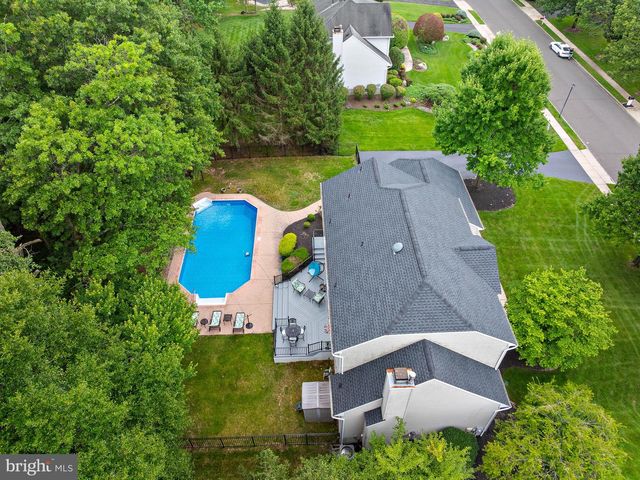 15 ARNOLD LN, Robbinsville, NJ 08691