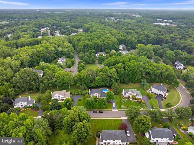 15 ARNOLD LN, Robbinsville, NJ 08691