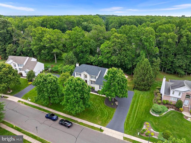 15 ARNOLD LN, Robbinsville, NJ 08691