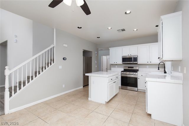 6056 Clear Sail Court, Las Vegas, NV 89139