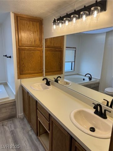 4170 West Charleston Park Avenue, Pahrump, NV 89048