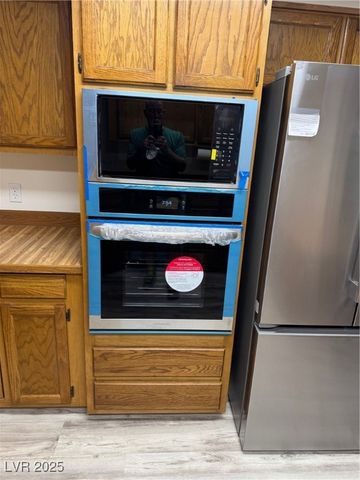 4170 West Charleston Park Avenue, Pahrump, NV 89048