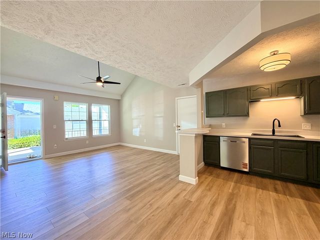 616 N Creek Drive, Painesville, OH 44077