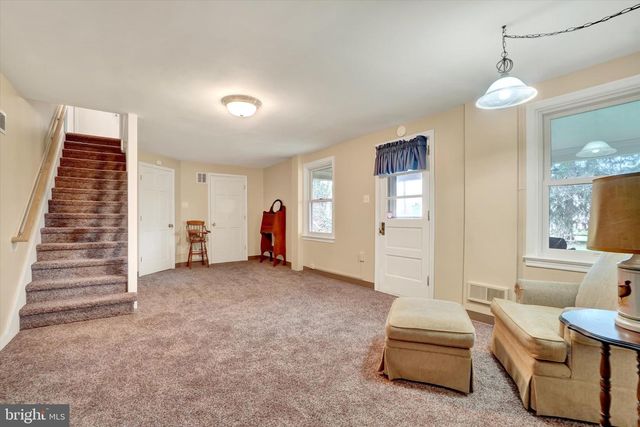 765 COUNTRY CLUB RD, York, PA 17403