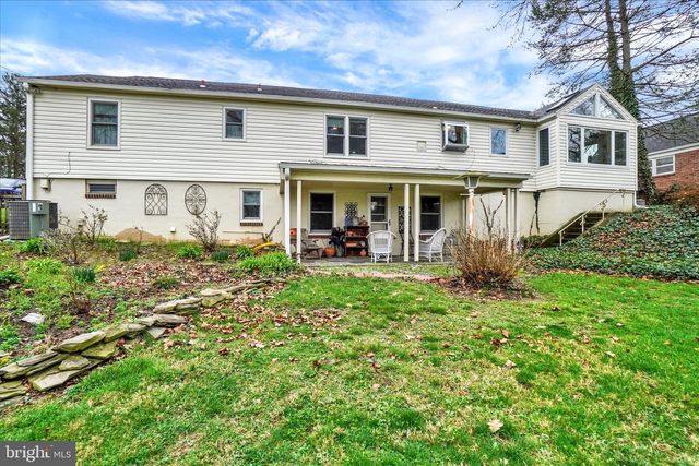 765 COUNTRY CLUB RD, York, PA 17403