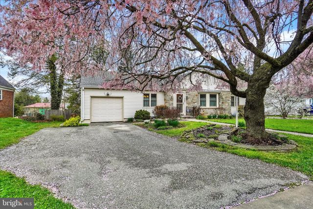 765 COUNTRY CLUB RD, York, PA 17403