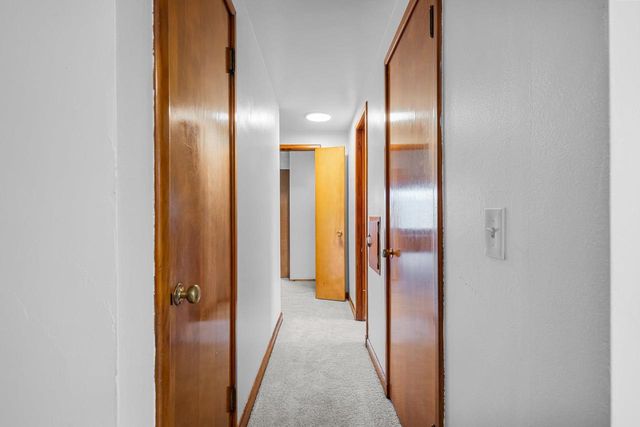 1112 LAWE STREET, Kaukauna, WI 54130