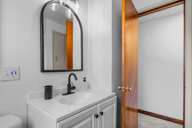 1112 LAWE STREET, Kaukauna, WI 54130