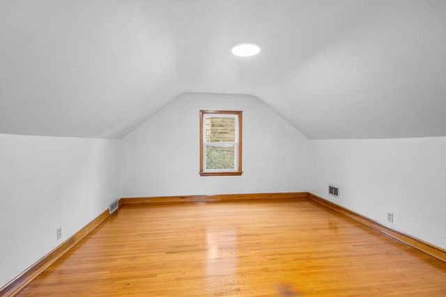 1112 LAWE STREET, Kaukauna, WI 54130