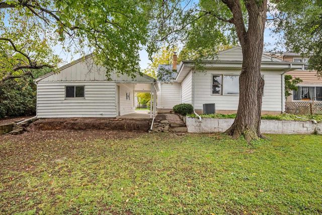 1112 LAWE STREET, Kaukauna, WI 54130